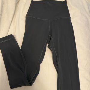 Align LuLulemon leggings size 0 25 inch length